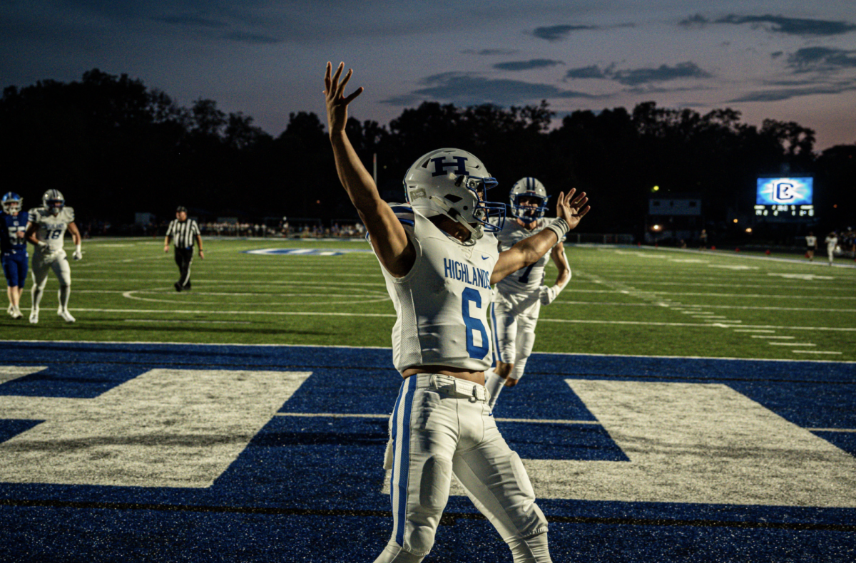 Rio Litmer (11) celebrates after scoring a touchdown. 